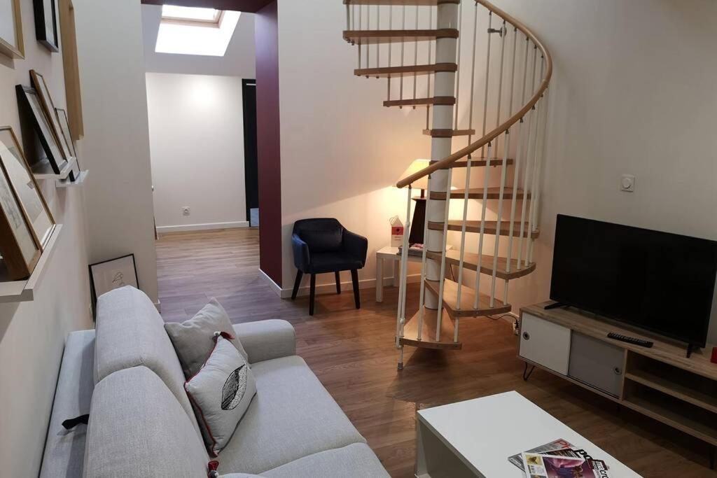 布鲁瓦Le Duplex Des Quais公寓 外观 照片